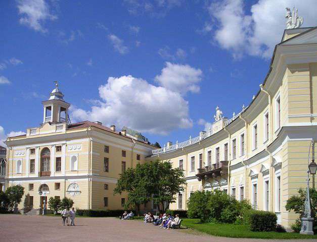 Павловский дворец